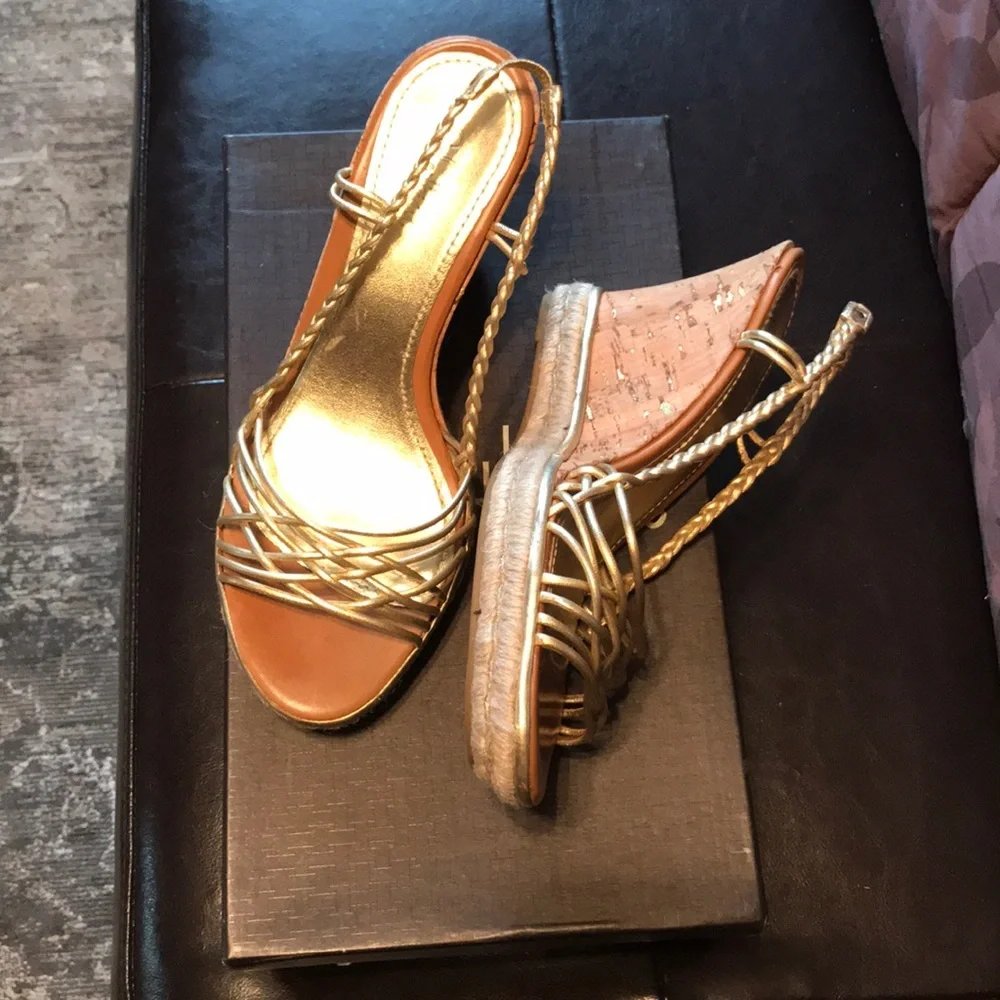 EUC Cole Haan wedge sandals. Size 8.5
